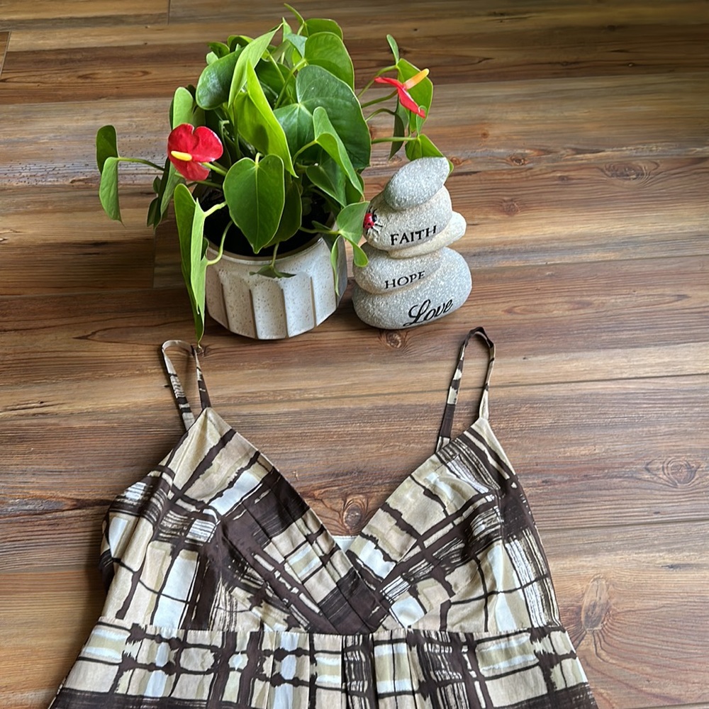 💖New York Company brown, taupe and cream silk summer dress - Picture 2 of 5